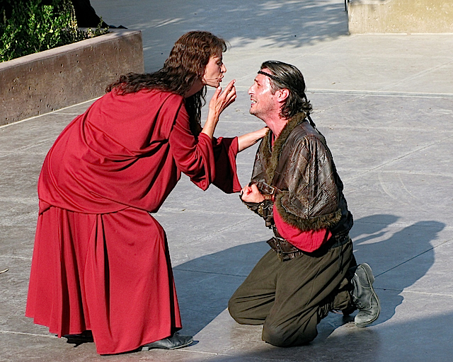 Macbeth 1030