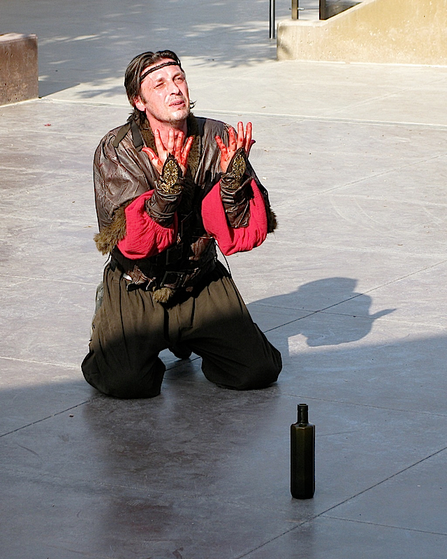 Macbeth 1043